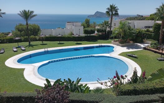 Ático de Lujo en Altea Hills con Vistas Panorámicas al Mediterráneo