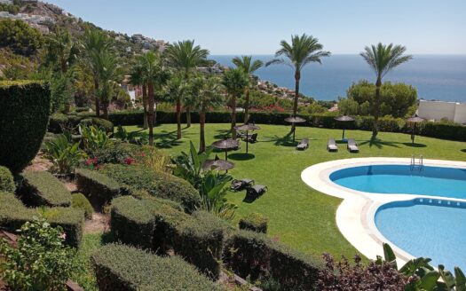 Ático de Lujo en Altea Hills con Vistas Panorámicas al Mediterráneo