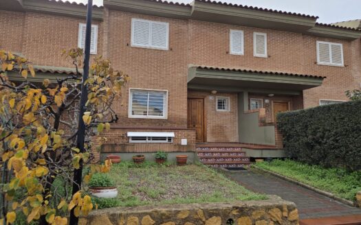 Casa adosada en venta en El Albir – lista para entrar a vivir